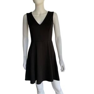 H&M Swing Dress Size Small